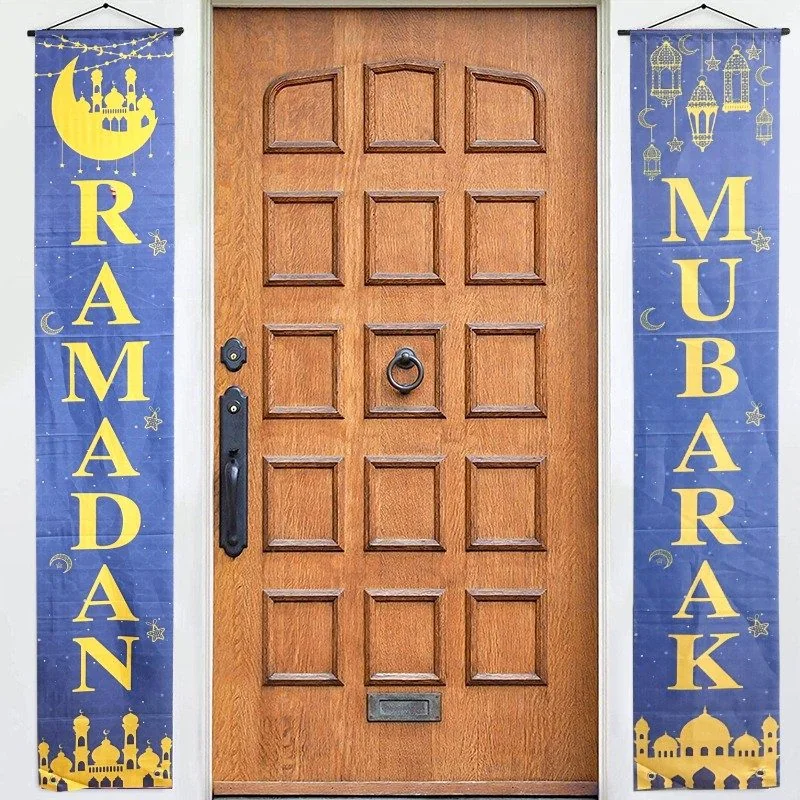 Ramadan Mubarak Wreath with LED Light EID Gift Stickers, White with Gold Foil. — front view