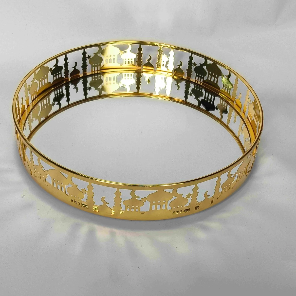 EID Golden Mirror Round Serving Tray 48pcs — detail