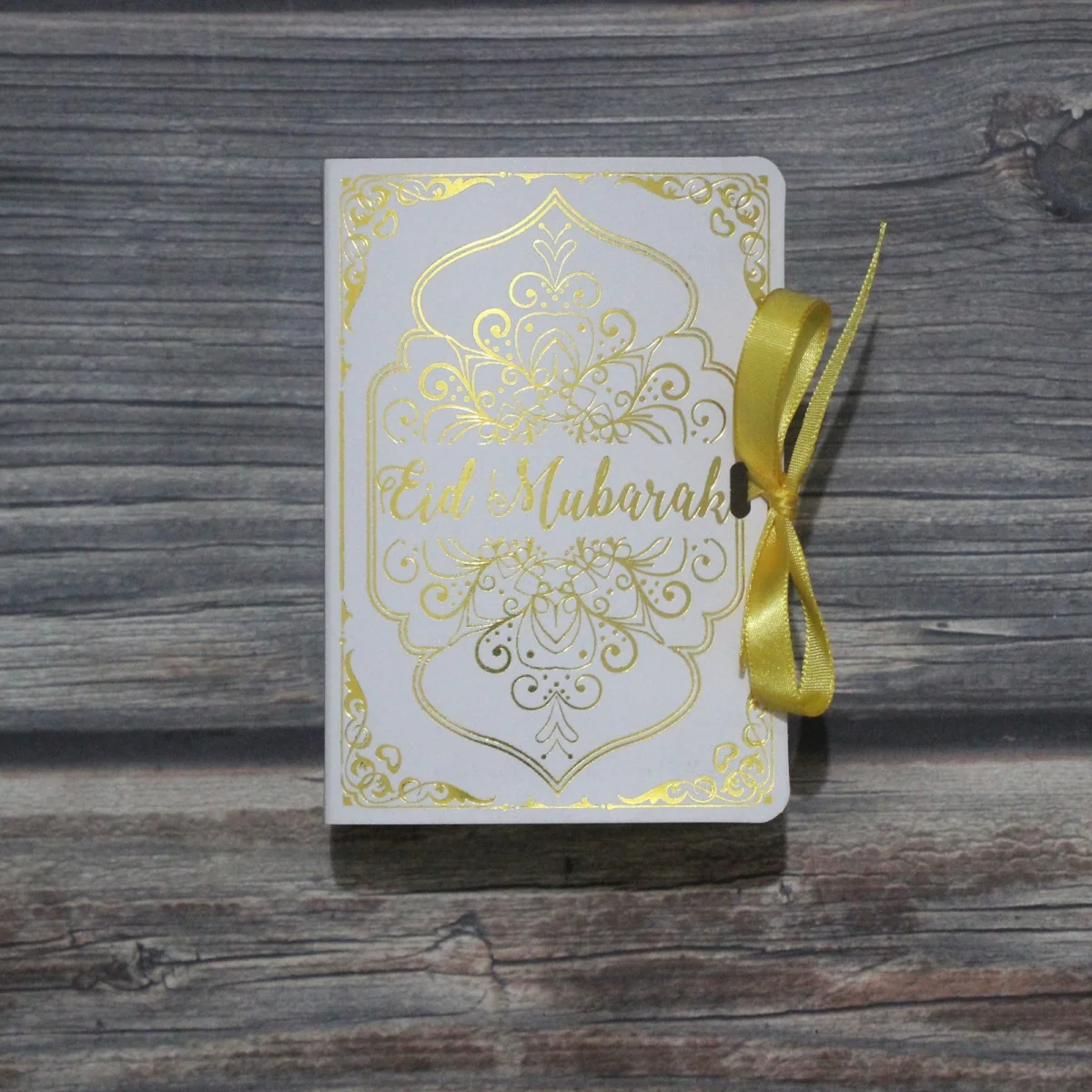 Eid Box Shape Gift Box includes Ribbon 2ct White — detail