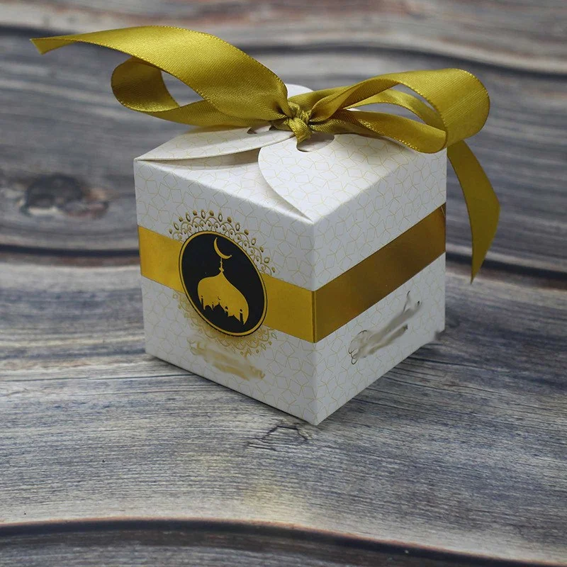 Ramadan Gift Box with Gold Ribbon 4ct — front view
